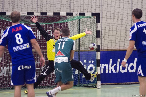 2013-10-20_00001hand