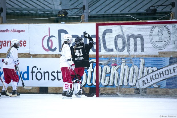 20141208 - Hammarby Dambandy vs Härnösand 9 - 0